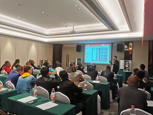 熱烈祝賀廣東瑞馬2023新疆經(jīng)銷商大會(huì)圓滿召開(kāi)！